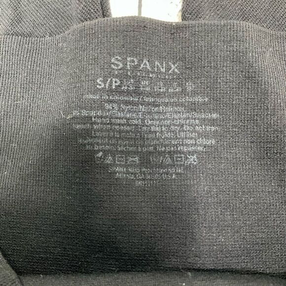 SPANX Seamless Leggings  - Picture 3 of 3